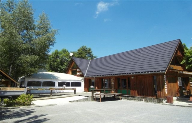 camping en vente sur site touristique des Alpes